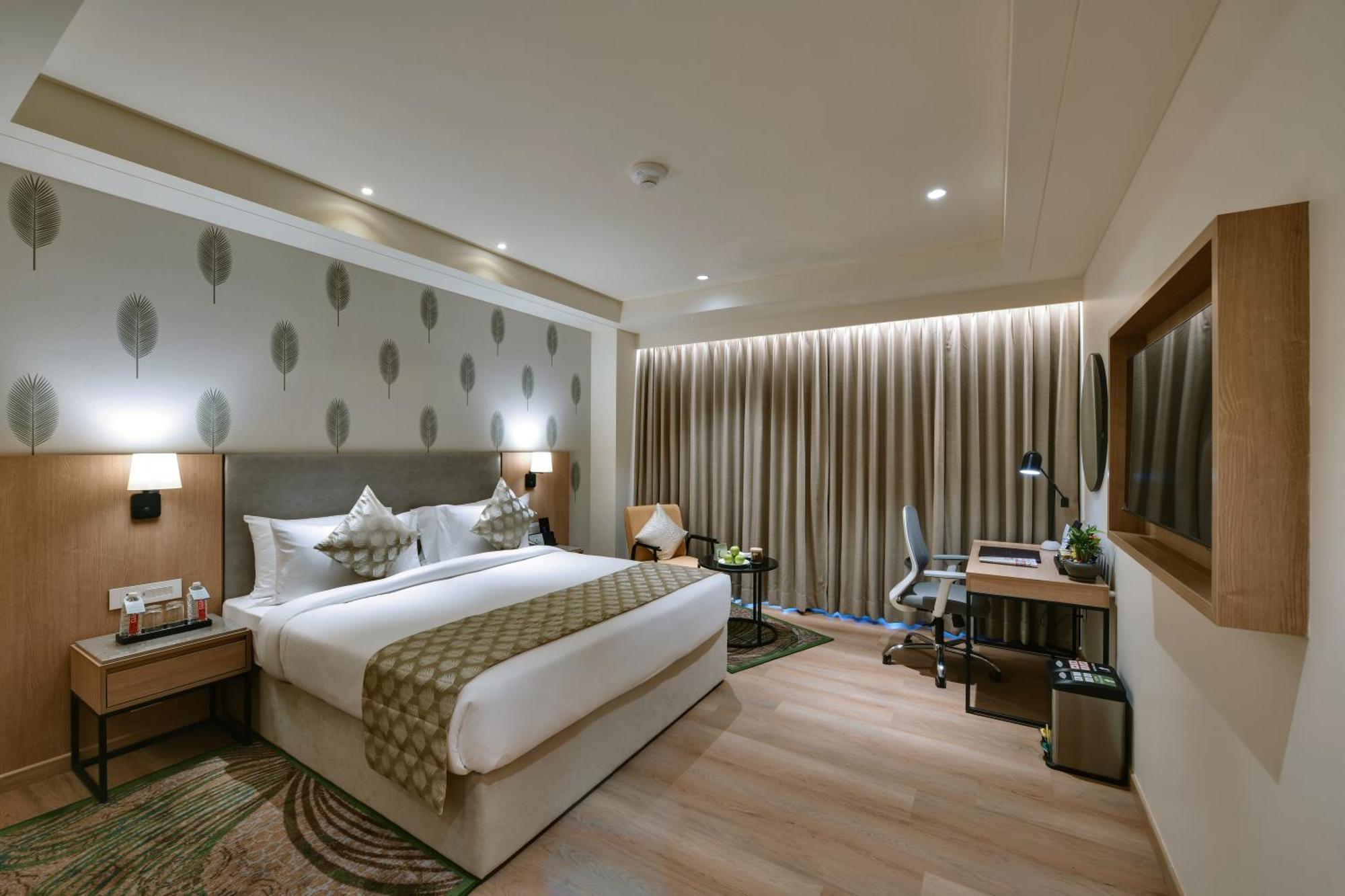 Готель The Fern Residency, Ґандінаґар Екстер'єр фото